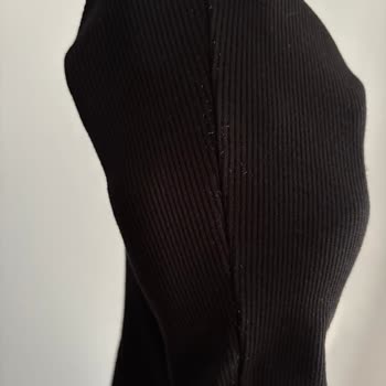 Üç Ayda Deforme Olan Lacoste T‑Shirt’te Kalite Sorunu