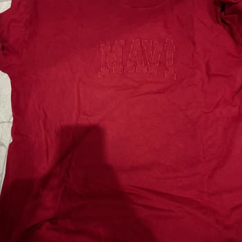 İkinci Kalite Tişört Kıyafetlerimde Renk Bulaşması Ve Tazminat Talebi