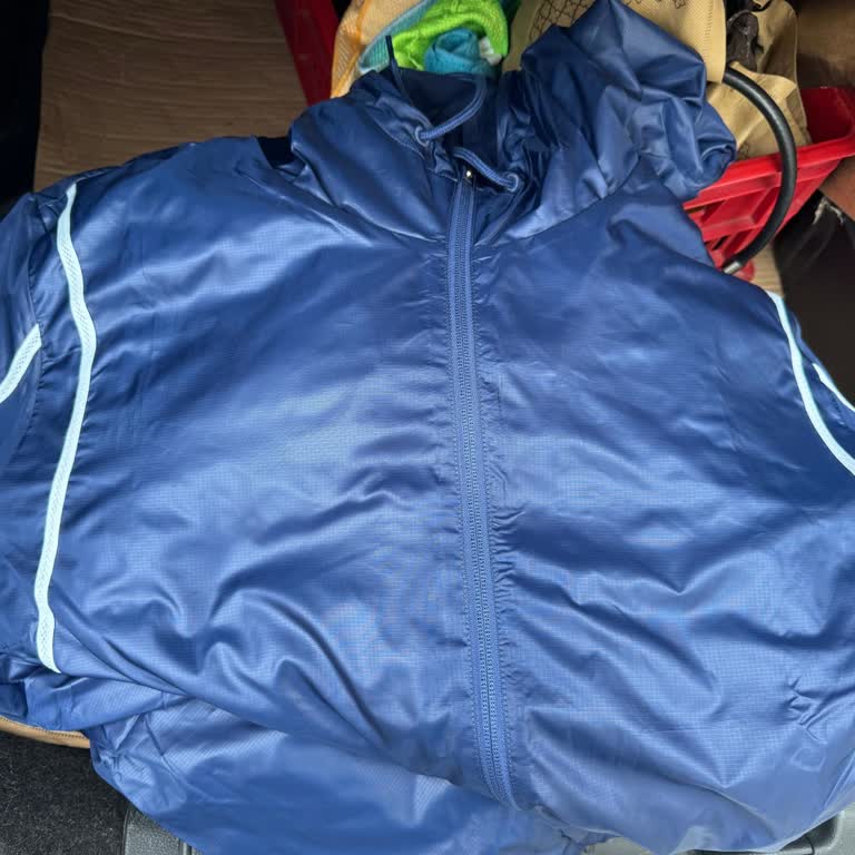 Fenerbahçe Lisanslı Kapüşonlu Cekette Baskısız Ürün Ve Hızlı Çözüm Talebi