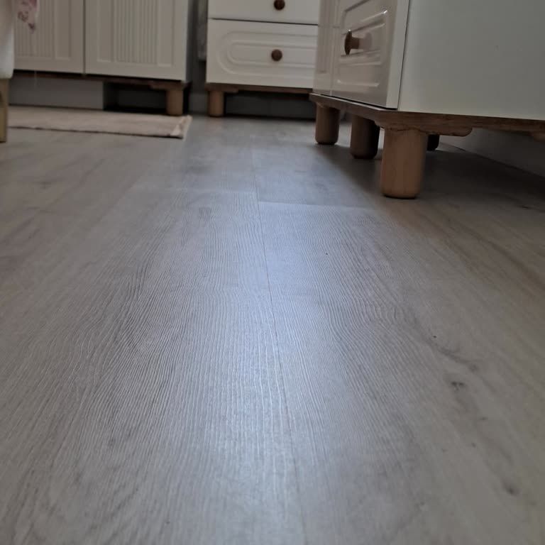 Yıldız Parke'de Şişen Parke Ve Haksız Kullanıcı Hatası İddiası