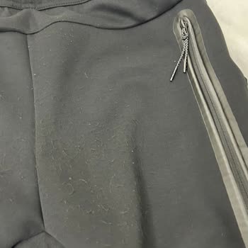 Az Kullanımda Tüy Toplayan Eşofman Kalite Şikayeti