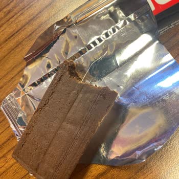 Decathlon Protein Barında Plastik İp Bulunması: Gıda Güvenliği Sorunu