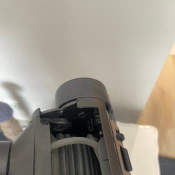 Dyson Cinetic Big Ball Süpürge Başlığı Üç Yılda Sürekli Kırılıyor