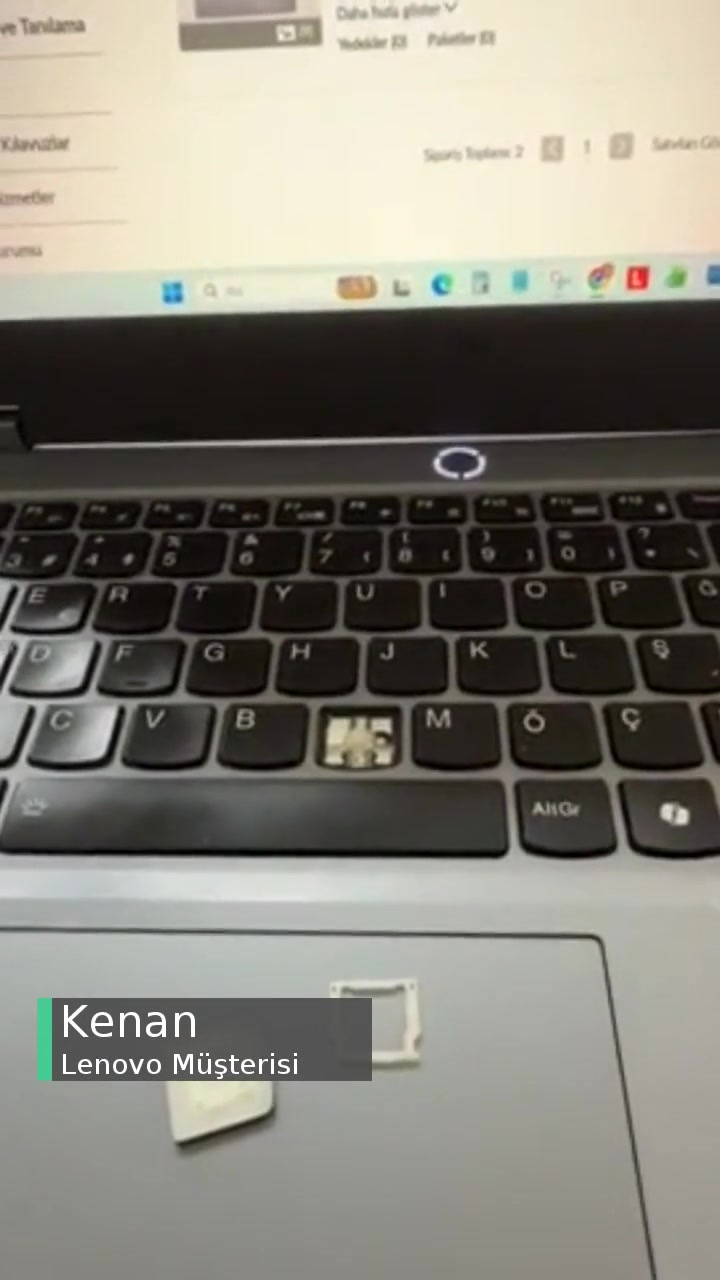 Lenovo Kalitesiz Dış Kasa Ve Klavye! videonun kapak resmi
