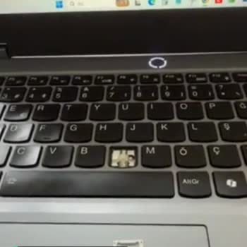 Lenovo Kalitesiz Dış Kasa Ve Klavye!