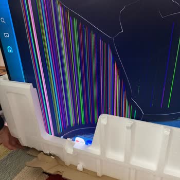 Teslim Edilen The Frame Pro TV Kırık Çıktı, Değişim Talebine Yanıt Gelmedi