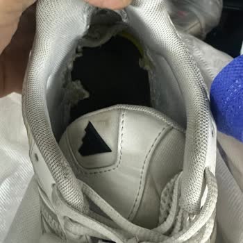 Sadece Bir Ayda Deforme Olan Spor Ayakkabı İçin Garanti Reddi