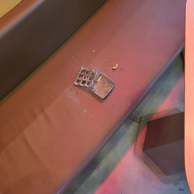 Pendik Viaport Simit Sarayı’nda Temizlik İhmali Ve Hijyen Sorunu