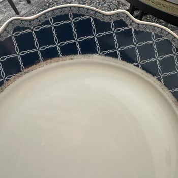 Eliza Yemek Takımında Desen Solması Ve Şirketin Değişim Reddetmesi