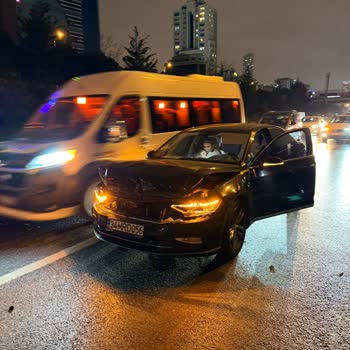 Volkswagen Passat'ta Airbag Açılmadı, Aile Üyesi Yaralandı Ve Tazminat Talebi