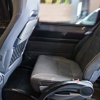 Uzun Boylu Yolcular İçin Uygun Olmayan Otobüs Koltuk Düzeni