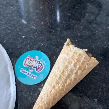 Kurtlu Ve Bozuk Ülker Kornet Ürününde Kargo Gelmemesi Ve Uzayan İnceleme Süreci