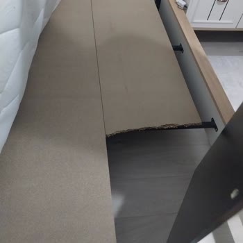 Kırılan Karyola Parçası İçin Ücretsiz Değişim Ve Net Çözüm Talebi