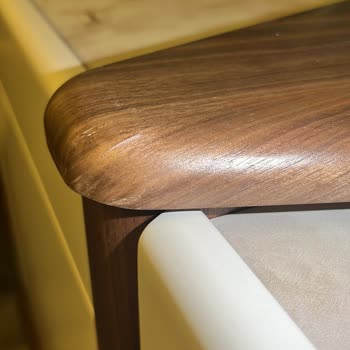 Defolu Ve Eksik Mobilyalar İçin İlgisiz Firma Ve Tam Geri Ödeme Talebi