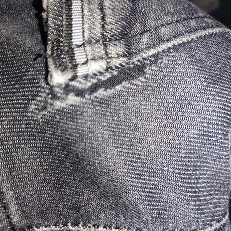 Boyner Mağazasında Mavi Pantolon Yırtılması Ve Reddedilen Değişim Talebi