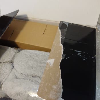 Açılmış Ve Hasarlı Cam Silme Robotları İçin Geri Ödeme Talebi