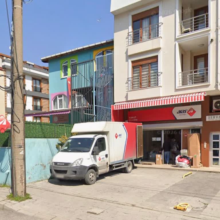 Aras Kargo Şubesinde Kapanış Saati Çelişkisi Müşteriyi Mağdur Ediyor