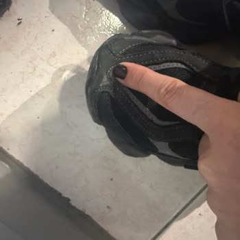 Ayıplı New Balance Ayakkabıda 3 Gün İçinde Deformasyon Ve Fiş Bahanesiyle Çözüm Reddedildi