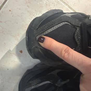 Ayıplı New Balance Ayakkabıda 3 Gün İçinde Deformasyon Ve Fiş Bahanesiyle Çözüm Reddedildi