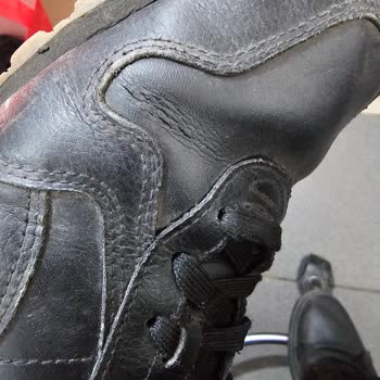 Garanti Kapsamındaki Ayakkabım Kullanıcı Hatası Dediği İçin Reddedildi