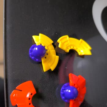 BİM’de Topi Sürpriz Yumurta Oyuncak Parçaları Hatalı Ciddi Hayal Kırıklığı Ve İade Talebi