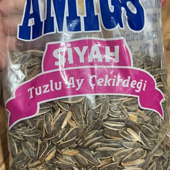 Mamak Şok Marketinde Satılan Çekirdek Paketi İçinde Yabancı Cisim Ve Çürük Ürün