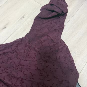 Deklara.co İlk Yıkamada Elbisenin Üzerinde Desenler Çıktı, Kumaşta Bozulmalar Oldu