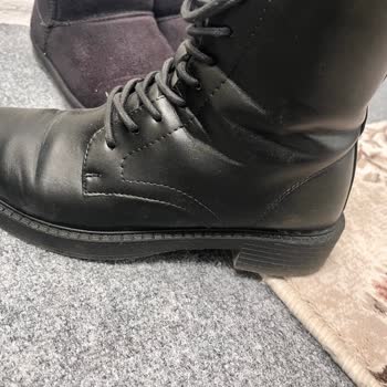 Deichmann Botunda Bir Gün İçinde Aşırı Kırışma, Mağaza Kullanıcı Hatası Diyerek Reddetmesi