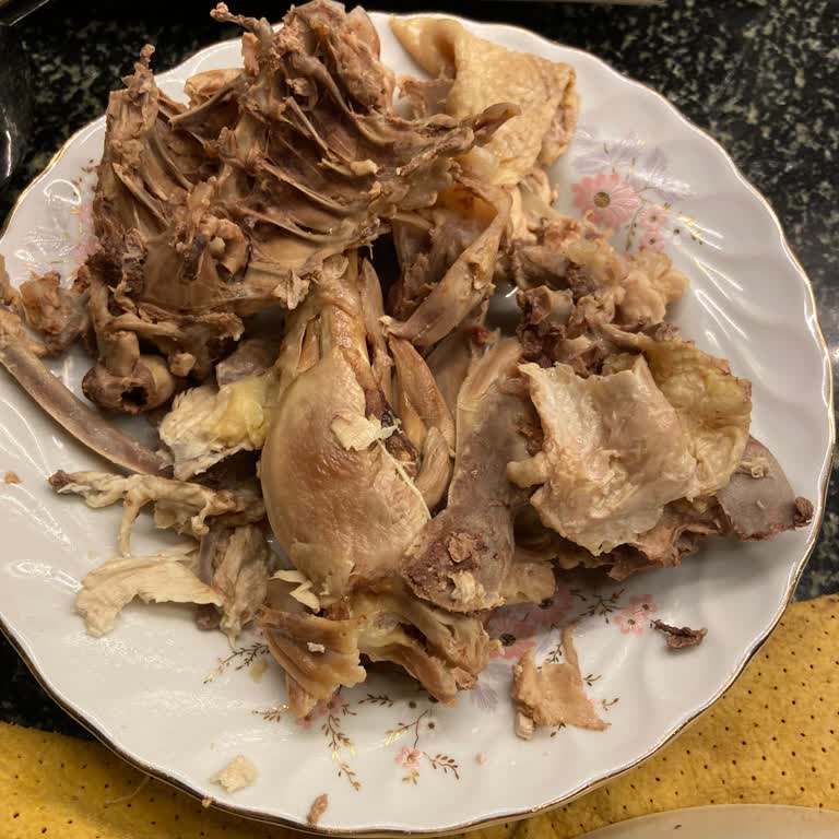 Organik Tavuk Ürününde Tad Ve Kalite Sorunu, Yüksek Fiyatla Güven Sarsıldı