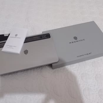 Redmagic Tablet Düşüşte Ekranı Kırıldı, Müşteri Desteği Yanıt Vermedi