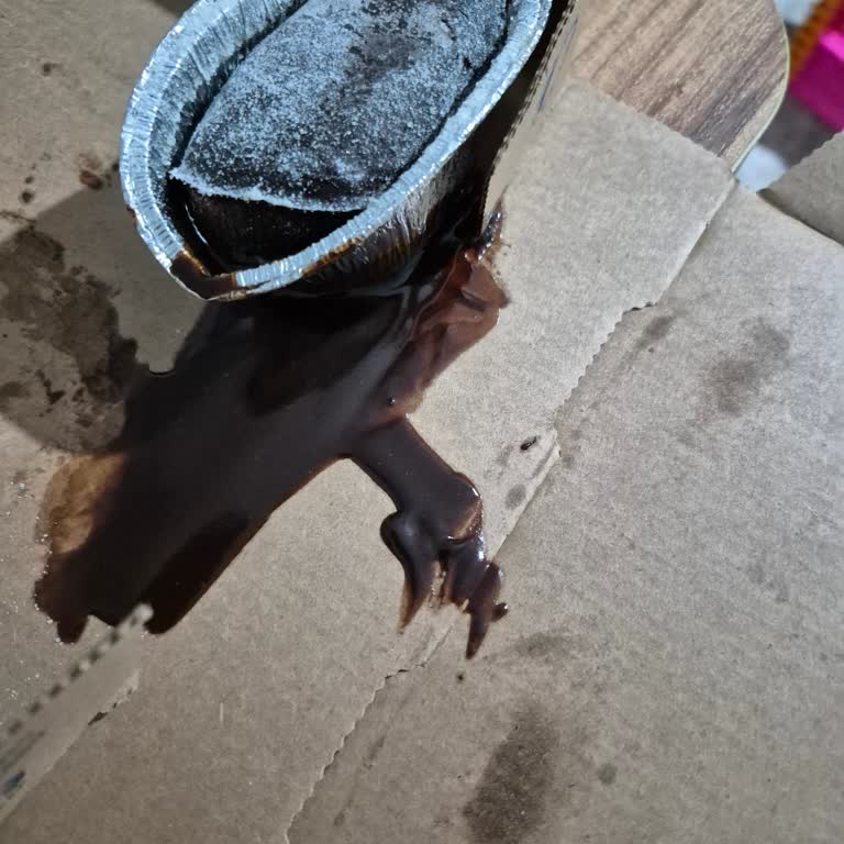 Sufle Dökülmüş Ve Şube Telefonu Açılmadı, Ücret İadesi Talebi