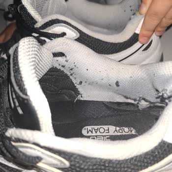 Skechers Ayakkabısındaki İç Astar Yırtılması Ve Mağazanın Haksız Kullanıcı Hatası Reddi