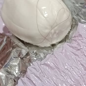 Şekerin İçinden Saç Çıktı: Çocuk Hijyen Endişesi