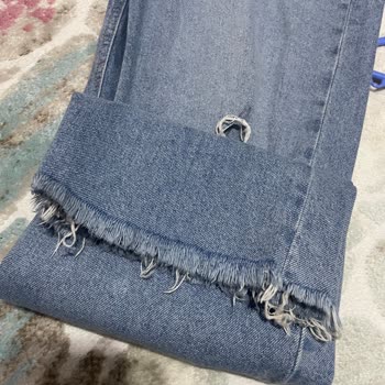 Kısa Sürede Bollaşan Ve Renk Solan Jean Pantolon İçin Değişim Talebi