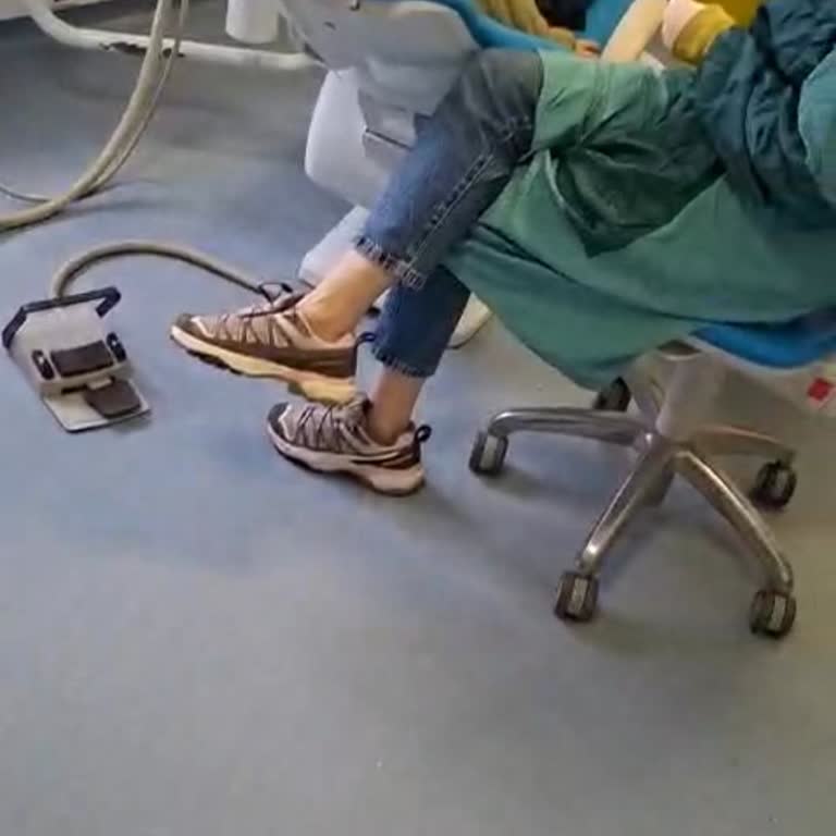 Yüksek Dolgu Nedeniyle Çocuğumun Ağrısı Ve Doktorun Umursamaz Tutumu