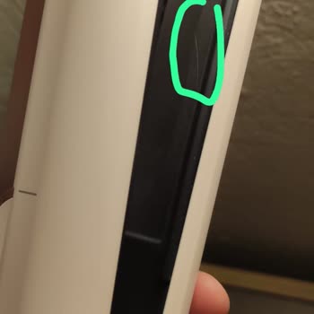 Çizikli Dyson Airstrait Ürünü İçin Yenisiyle Değişim Talebi