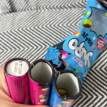 Ülker Yuppo Paketi Açıldığında Draje Dağılması Çocuğu Ağlattı