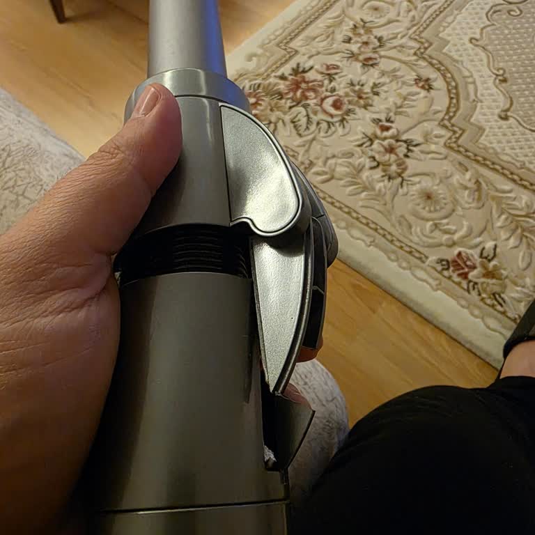 Blaupunkt Süpürge Parça Kırıldı, Yedek Dirsek Kilit Bulunamıyor