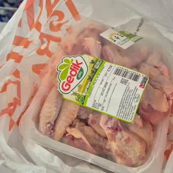 Migros Şubesinde Bozuk Tavuk Ürünleri İade Reddedildi