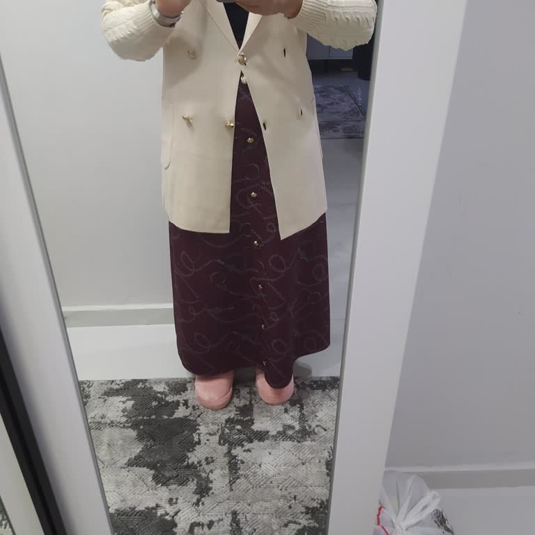 Kalitesiz Ve Yanıltıcı Beden Bilgisiyle Satılan Hırka İçin İade Talebi