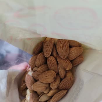 Karışık Kuruyemiş Paketi Ağırlıklı Olarak Badem İçeriyor