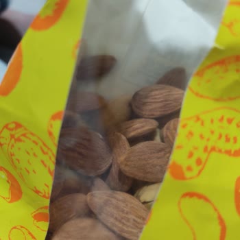 Karışık Kuruyemiş Paketi Ağırlıklı Olarak Badem İçeriyor