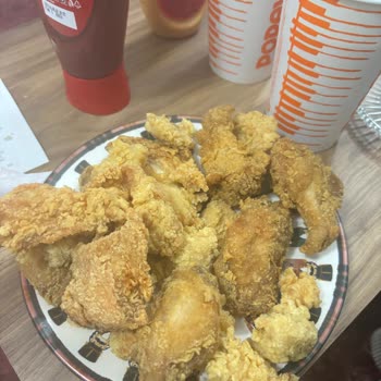 Popeyes Şubesinde Uzun Bekleme Ve Yanlış Sipariş Şikayeti