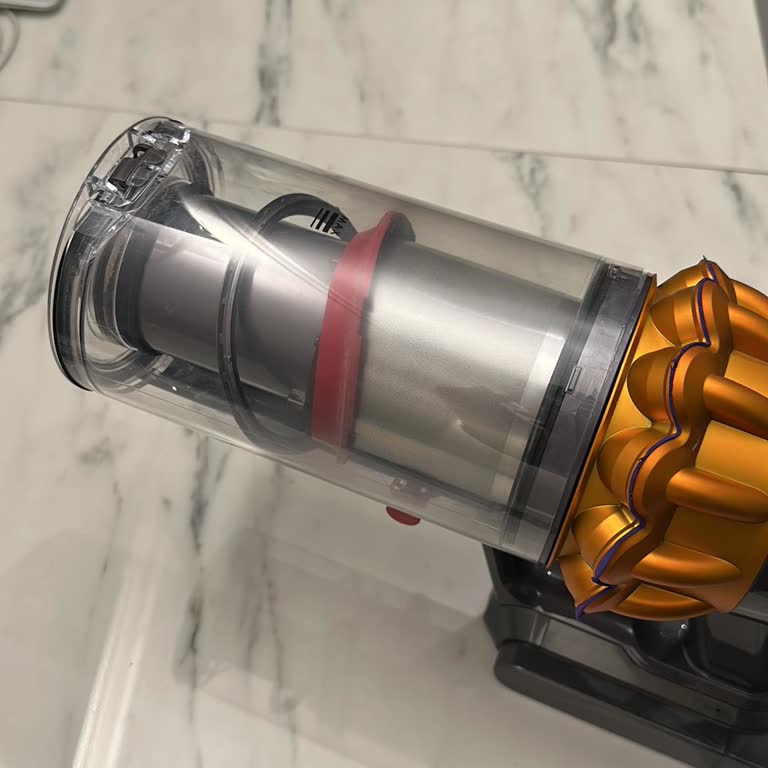 Dyson V15 Kırmızı Lastik Parçası Üretim Hatası Garanti Dışı Değişim Talebi