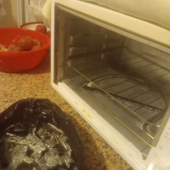 Simfer Mini Fırının Camının Tekrar Patlaması Güvenlik Endişesi Yaratıyor