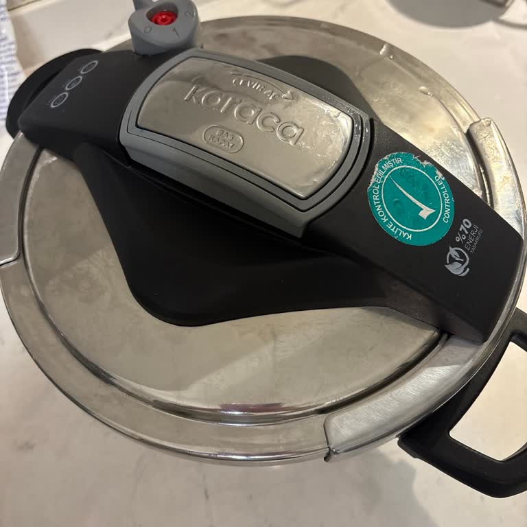 Kapanamayan Karaca Düdüklü Tencere, Güvenim Sarsıldı