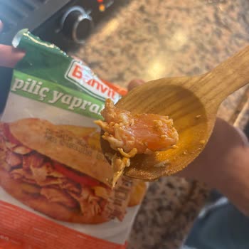 Banvit Tavuk Dönerinde Çiğ Parça Çıktı: Sağlık Riski Ve Telafi Talebi