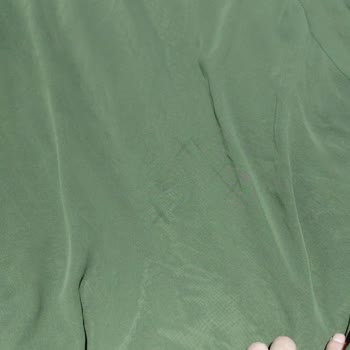 Su Lekesiyle Kullanılamaz Hale Gelen Elbise Ve Efyu Butik'in İade Reddi