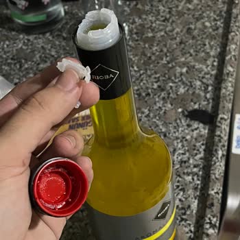 Metro Market Şurupta Plastik Parça Sorunu