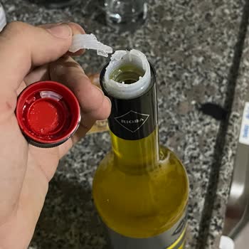 Metro Market Şurupta Plastik Parça Sorunu